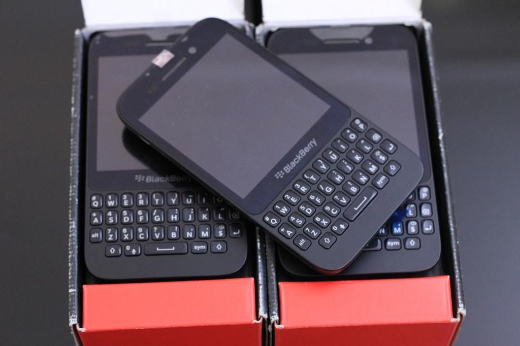 blackberry hàng hot . Z10 new fb  , Q10 , 9900 like new, 9780 ,9700 virgin cực độc . - 16