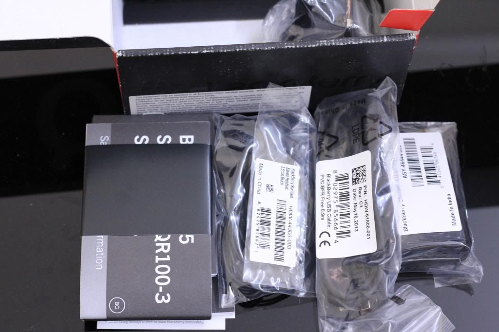 blackberry hàng hot . Z10 new fb  , Q10 , 9900 like new, 9780 ,9700 virgin cực độc . - 18