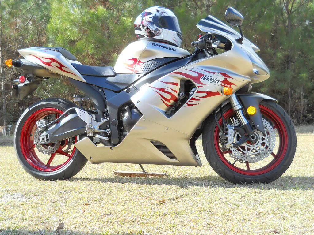 2005/2006 zx6r - color / add ons / issues / milleage/ PIC