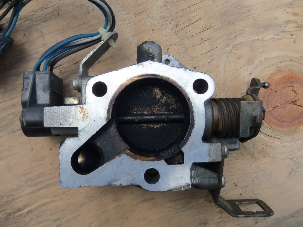 Jeep cherokee cleaning throttle body #1