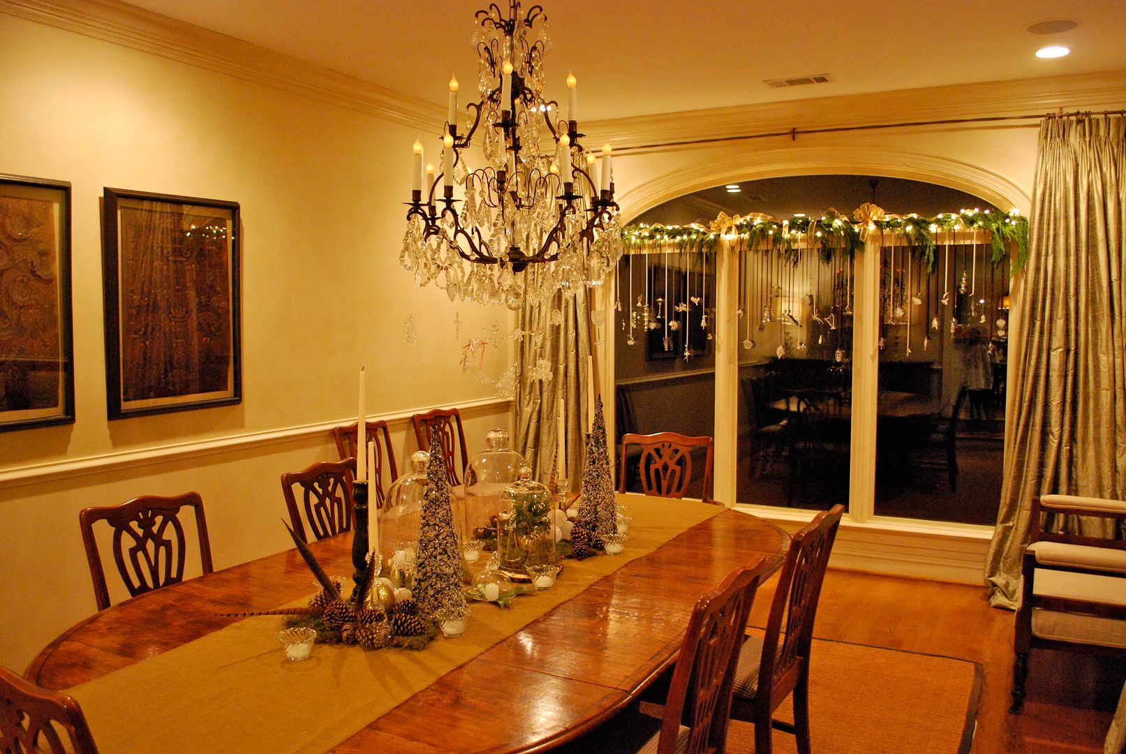 decorations for a dining room