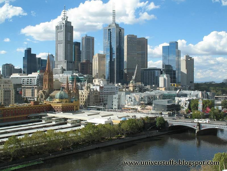 Melbourne-Australia-Skyline-Photography-Universtuffs-Recent-Rare-Amazing-Collection-Pictures-Images-Wallpapers-Photos-Gallery.jpg
