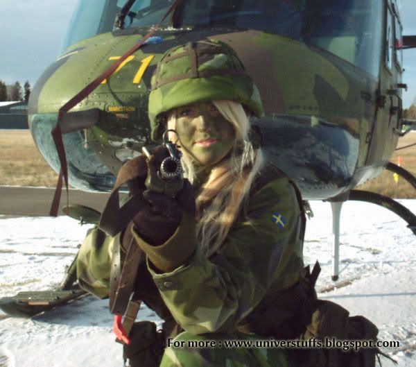 female army photo: Sweden-Killer-Woman-Army-Officer Sweden-Female-Woman-Soldier-Army-Military-Armed-Officer-Pictures.jpg